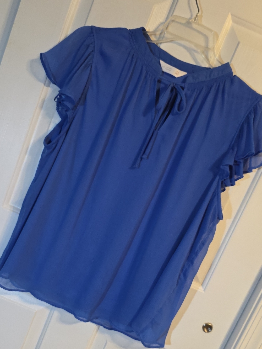 LC Lauren Conrad Royal Blue Tie-Neck Ruffle Sleeve Blouse T063